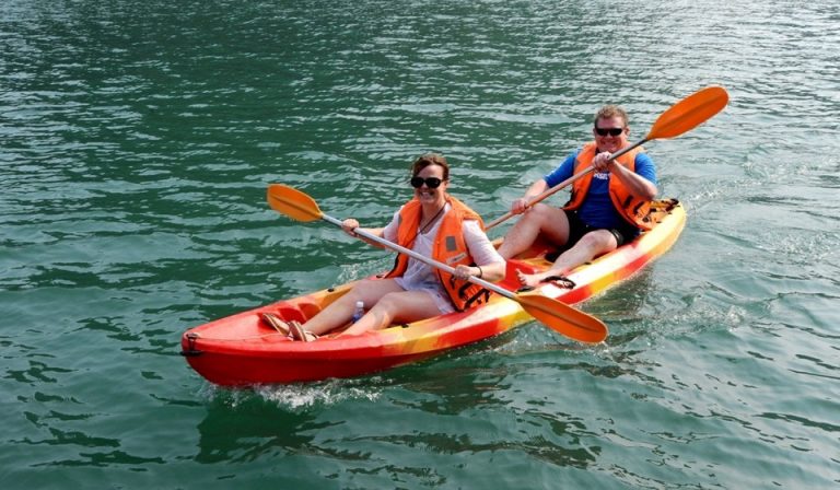 Rosa Cruise Kayaking