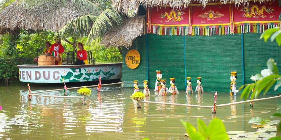 water puppet show Yen Duc viilage