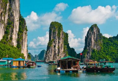 Cua Van Floating Village