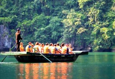 Rowing boat rosa cruise