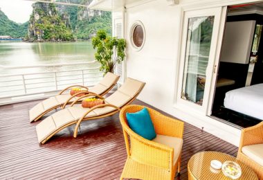 Long Quan private bacony