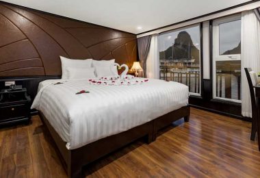 Margaret Executive Room with Ocean View 5