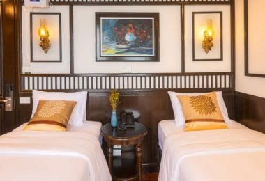 BALCONY DELUXE CABIN