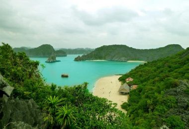 Cat Dua Monkey Island in Lan Ha Bay