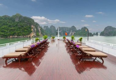 Huong Hai Sealife Sundeck