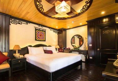 Luxury Cabin On Dragon Legend Cruise