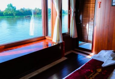 Deluxe Cabins With Sea View