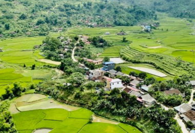 Ba Be Lake - Pac Ngoi Valley