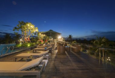 Cocoland Resort Beach Sundeck